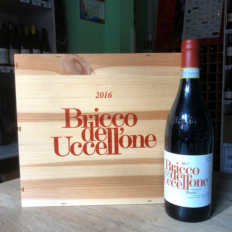 6 Flaschen Barbera d'Asti Bricco dell Uccellone DOCG 2021 in original Holzkiste 6 Flaschen Barbera d'Asti Bricco dell Uccellone DOCG 2021 in original Holzkiste