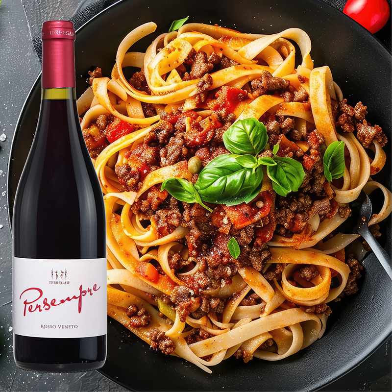 Ragù à la Bolognese mit Milch & Eier-Bandnudeln